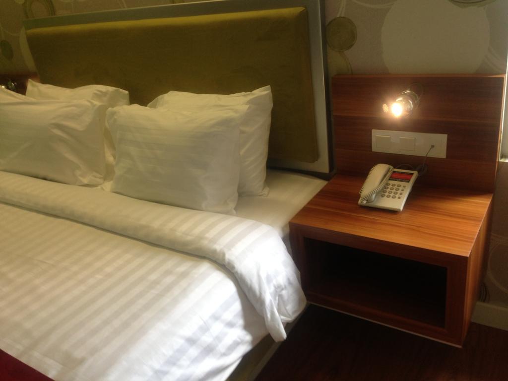 Wisma tamu Bed And Breakfast Hotel Surabaya